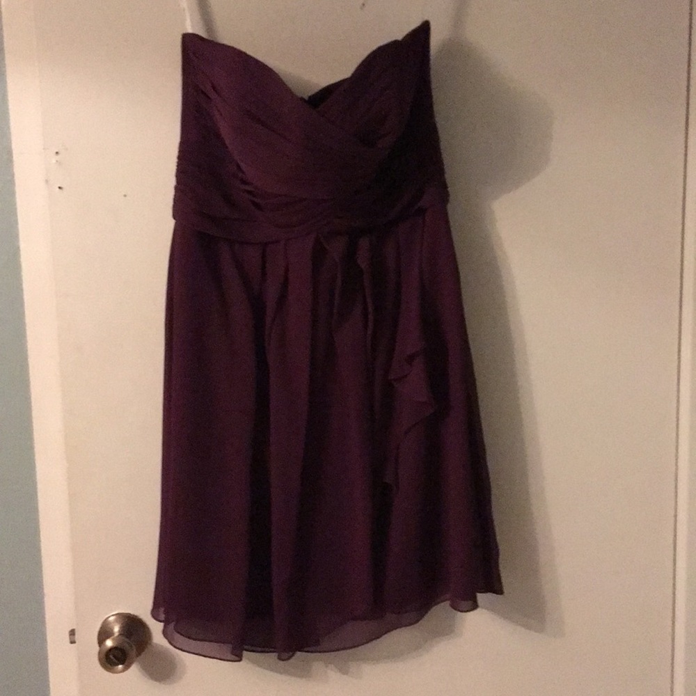 Plum Bridesmaid dress David’s Bridal - Picture 1 of 2
